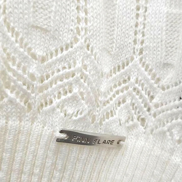 Finn Flare Large Women's Sweater Short Sleeve Cream Shear V-Neck Grandma Scandi - Picture 4 of 8